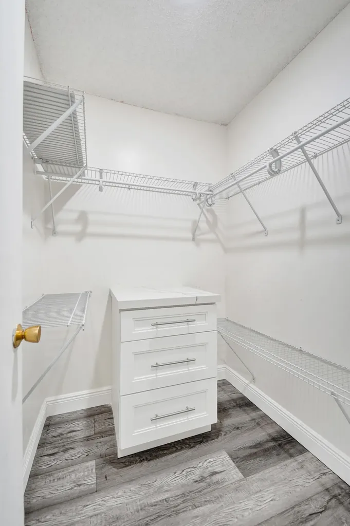 2430 SW 81st Avenue Davie FL 33324