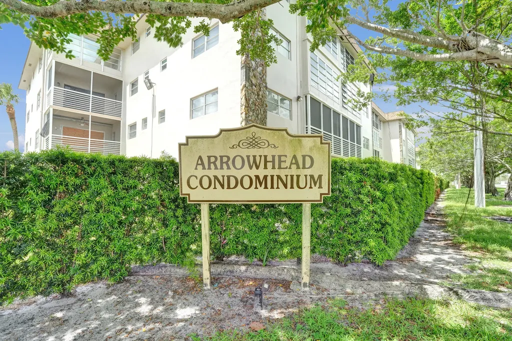 2430 SW 81st Avenue Davie FL 33324