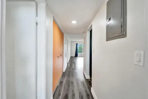 2430 SW 81st Avenue Davie FL 33324