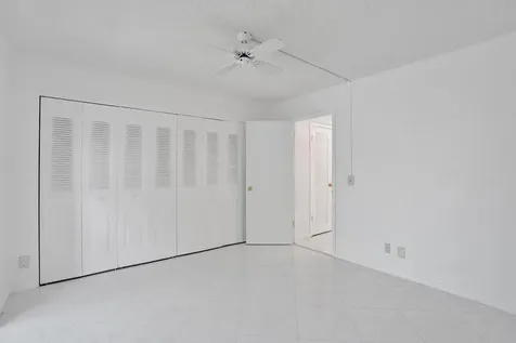 392 Durham Circle Deerfield Beach FL 33442