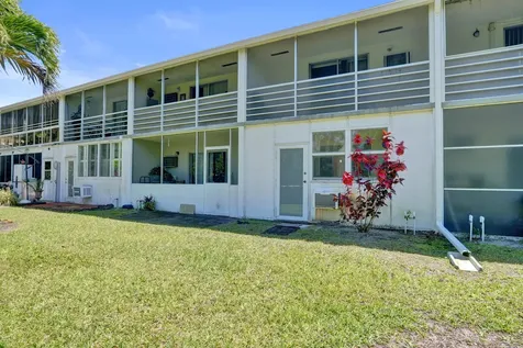 392 Durham Circle Deerfield Beach FL 33442