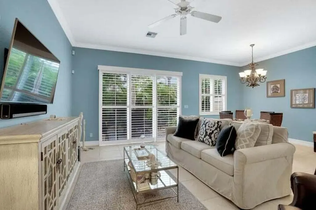 1000 Us-1 Jupiter FL 33477