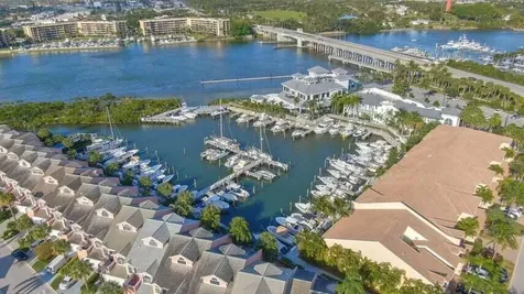 1000 Us-1 Jupiter FL 33477