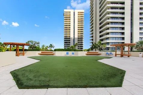 5540 N Ocean Drive Singer Island FL 33404
