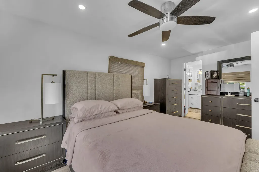 621 NW 15th Avenue Pompano Beach FL 33069