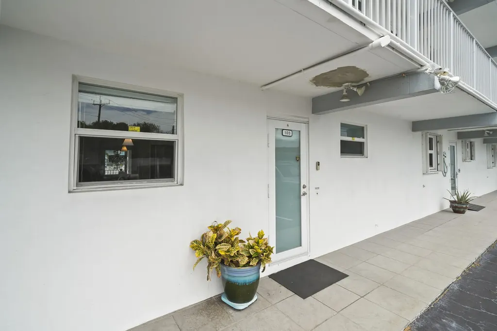 1444 SE 15th Court Deerfield Beach FL 33441