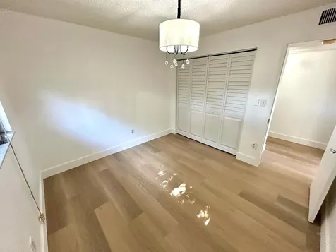 9624 S Belfort Circle Tamarac FL 33321