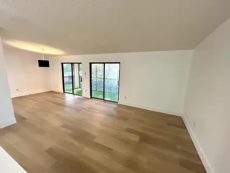 9624 S Belfort Circle Tamarac FL 33321