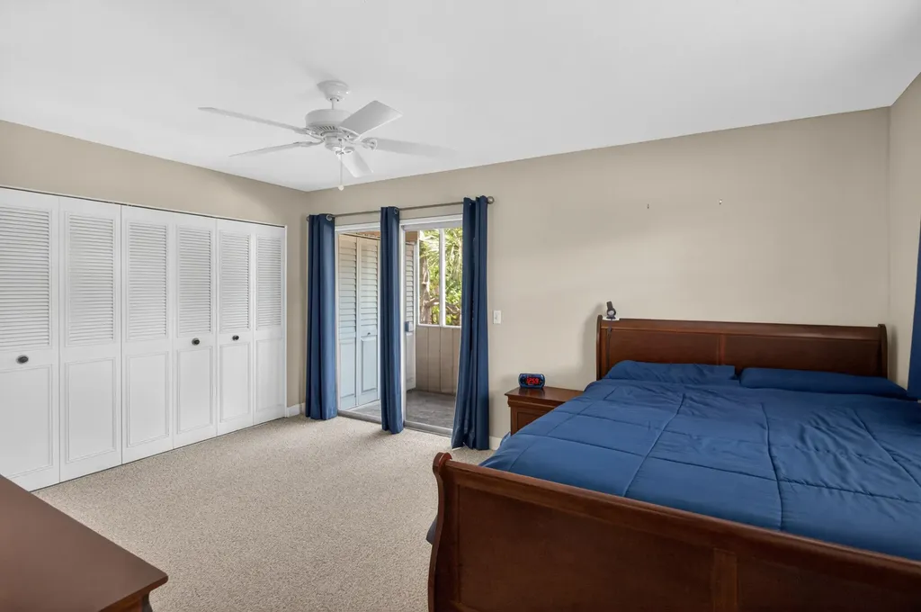 82 Flanders B Delray Beach FL 33484