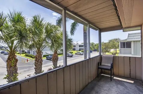 82 Flanders B Delray Beach FL 33484