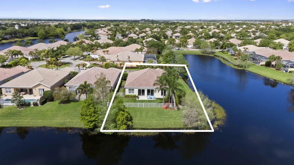 10949 SW Blue Mesa Way Port St Lucie FL 34987