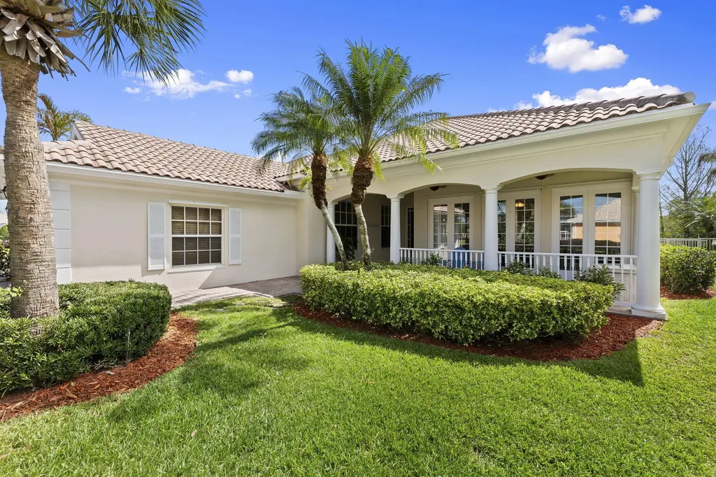 10949 SW Blue Mesa Way Port St Lucie FL 34987