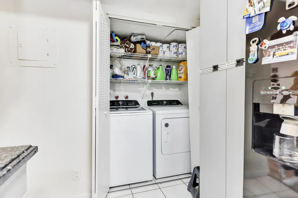 720 E Coco Plum Circle Plantation FL 33324