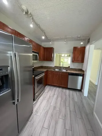 2820 SW 22nd Avenue Delray Beach FL 33445