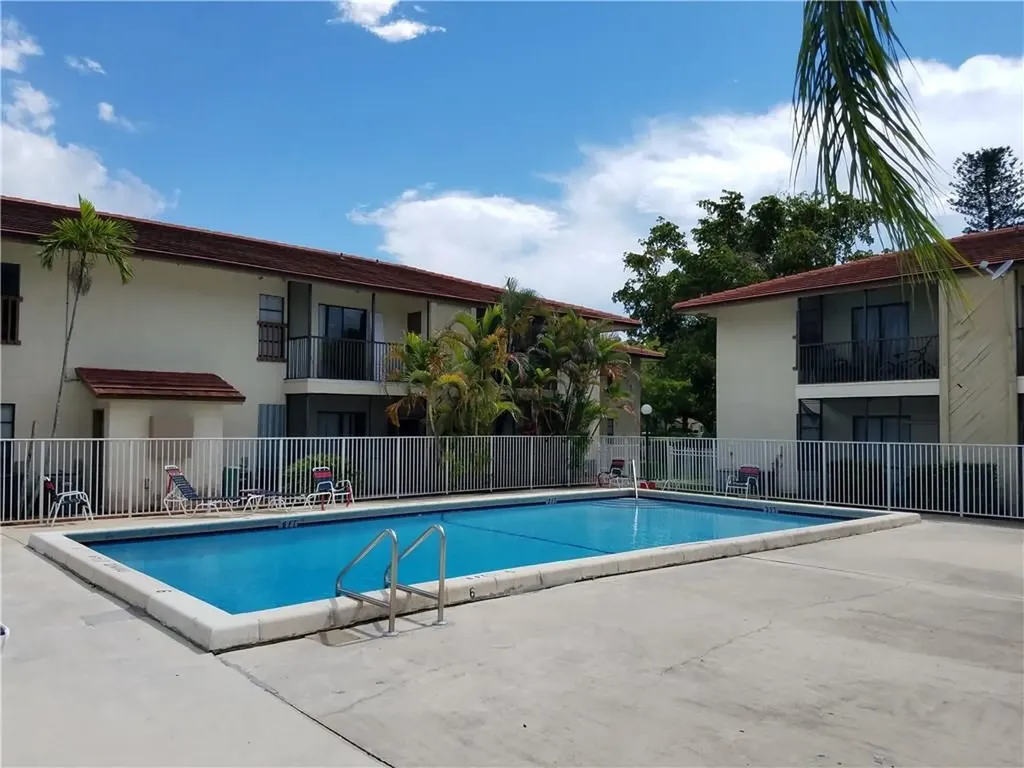 3027 NW 118th Drive Coral Springs FL 33065