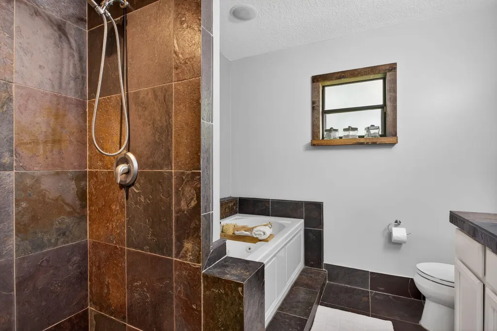 4111 NW 70th Way Coral Springs FL 33065