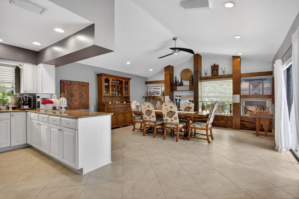 4111 NW 70th Way Coral Springs FL 33065