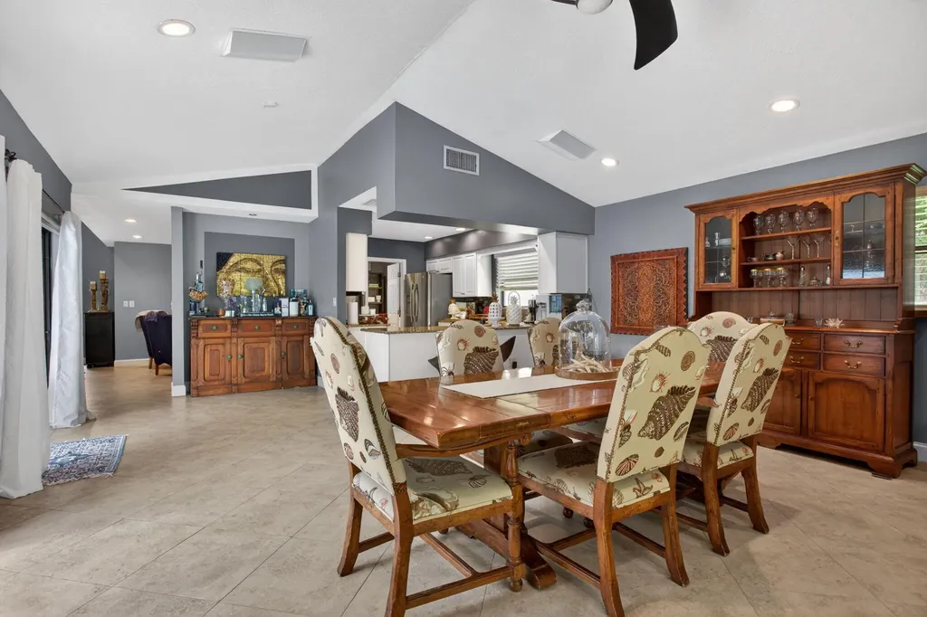4111 NW 70th Way Coral Springs FL 33065