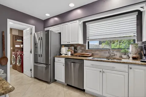 4111 NW 70th Way Coral Springs FL 33065