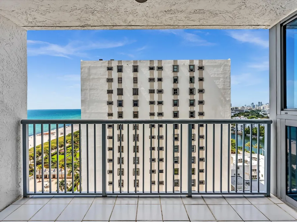 2655 Collins Avenue Miami Beach FL 33140