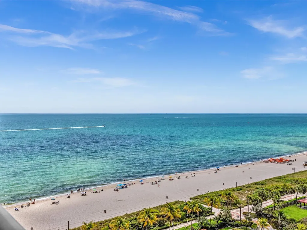 2655 Collins Avenue Miami Beach FL 33140