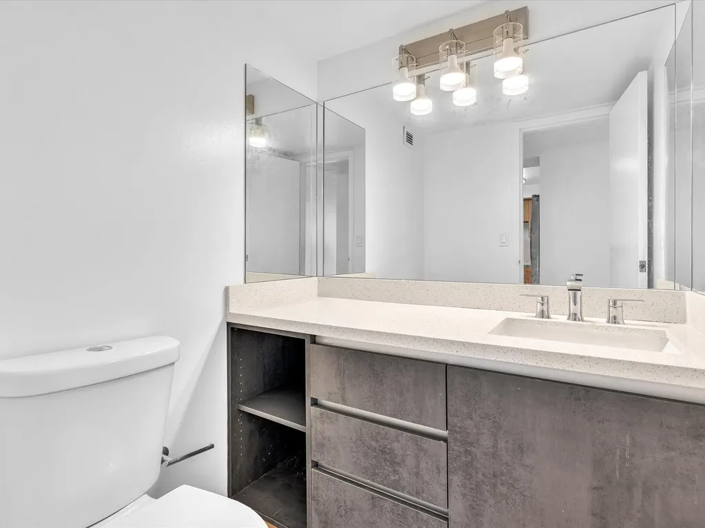 2655 Collins Avenue Miami Beach FL 33140