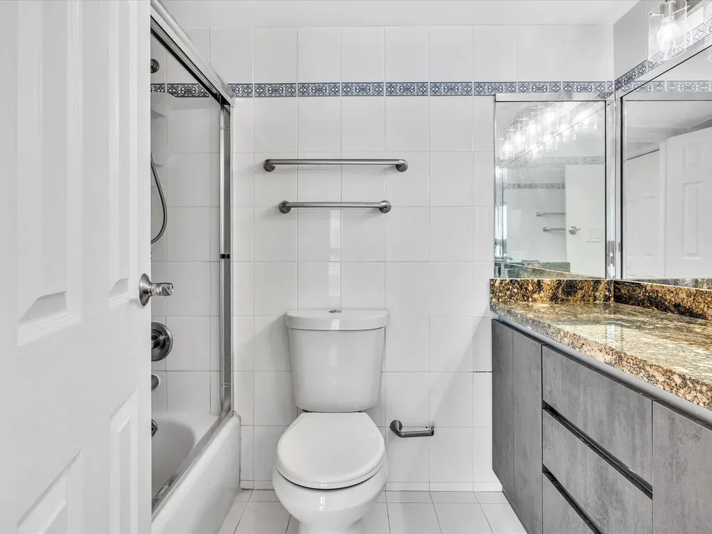 2655 Collins Avenue Miami Beach FL 33140