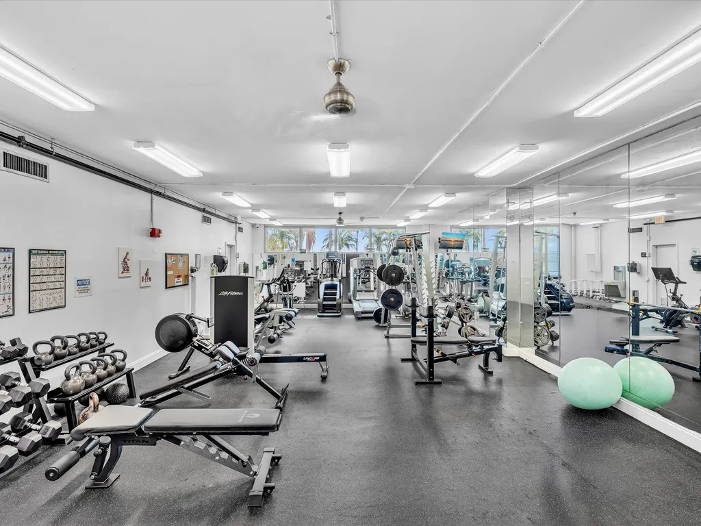 2655 Collins Avenue Miami Beach FL 33140