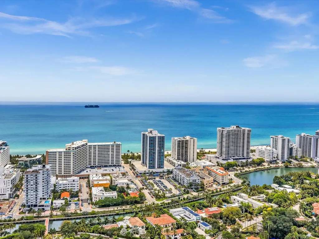 2655 Collins Avenue Miami Beach FL 33140