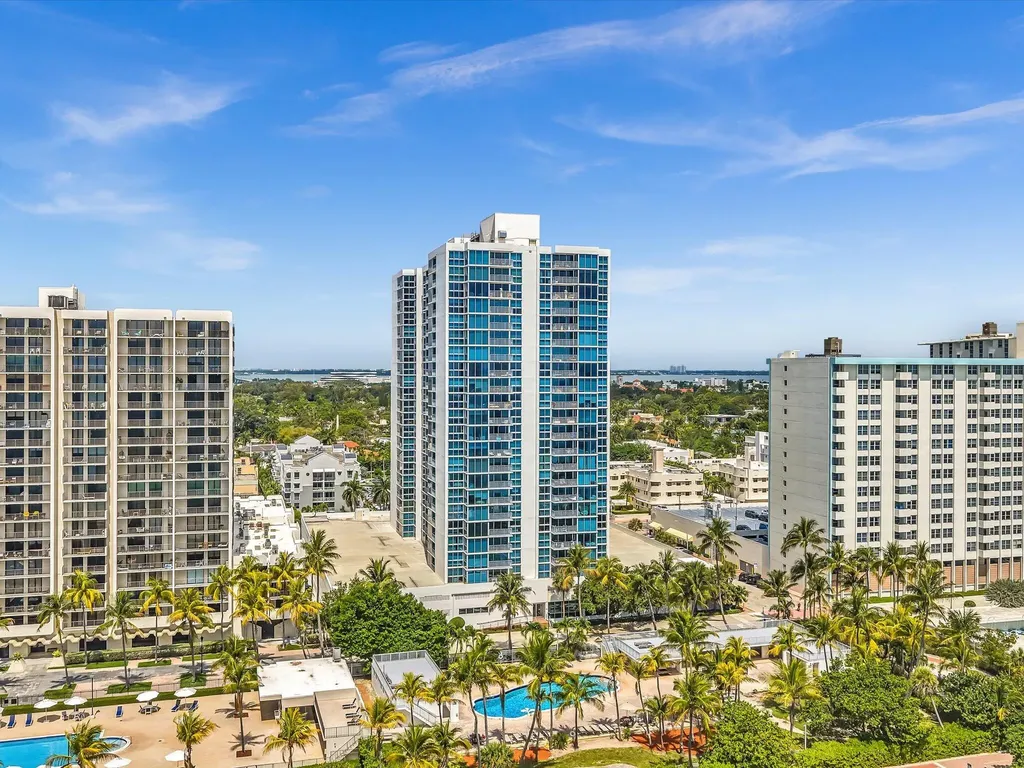 2655 Collins Avenue Miami Beach FL 33140
