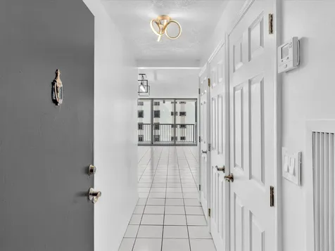 2655 Collins Avenue Miami Beach FL 33140