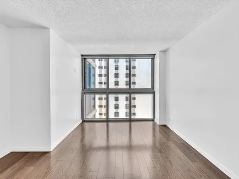 2655 Collins Avenue Miami Beach FL 33140