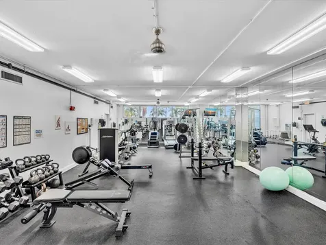 2655 Collins Avenue Miami Beach FL 33140