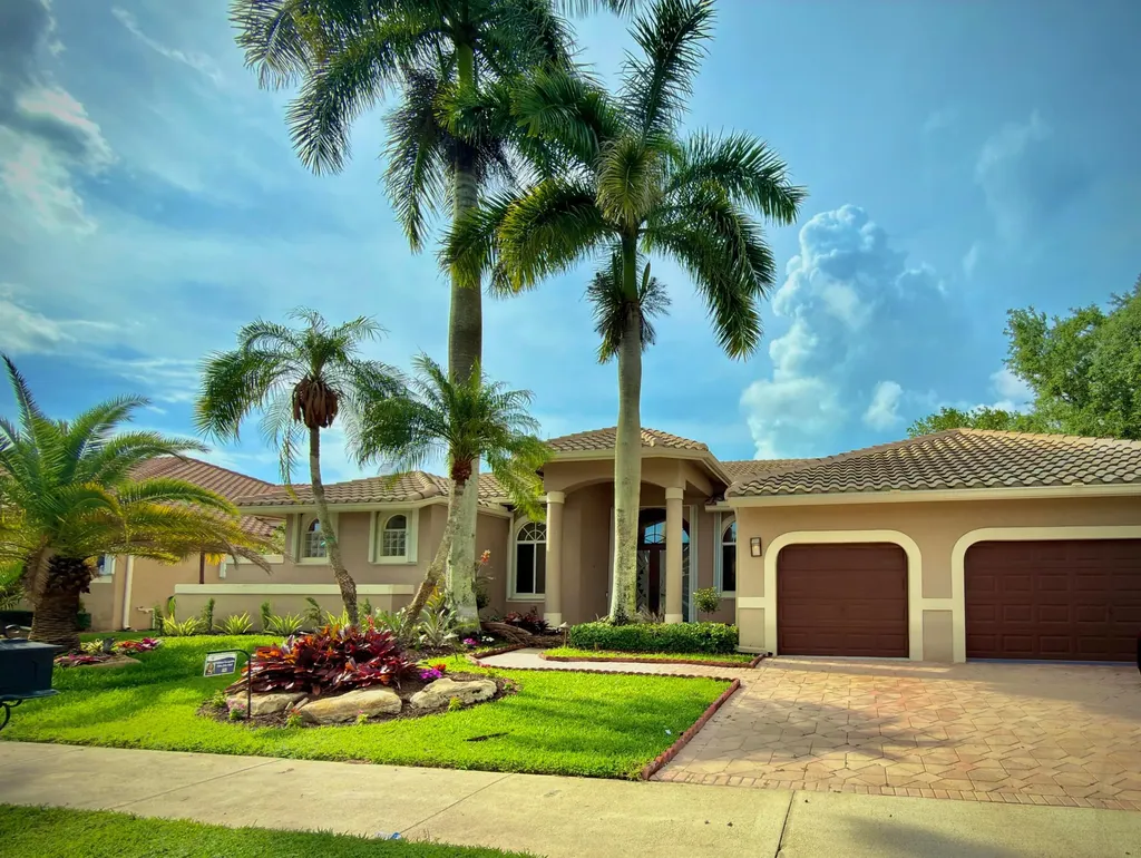 2579 Mayfair Lane Weston FL 33327
