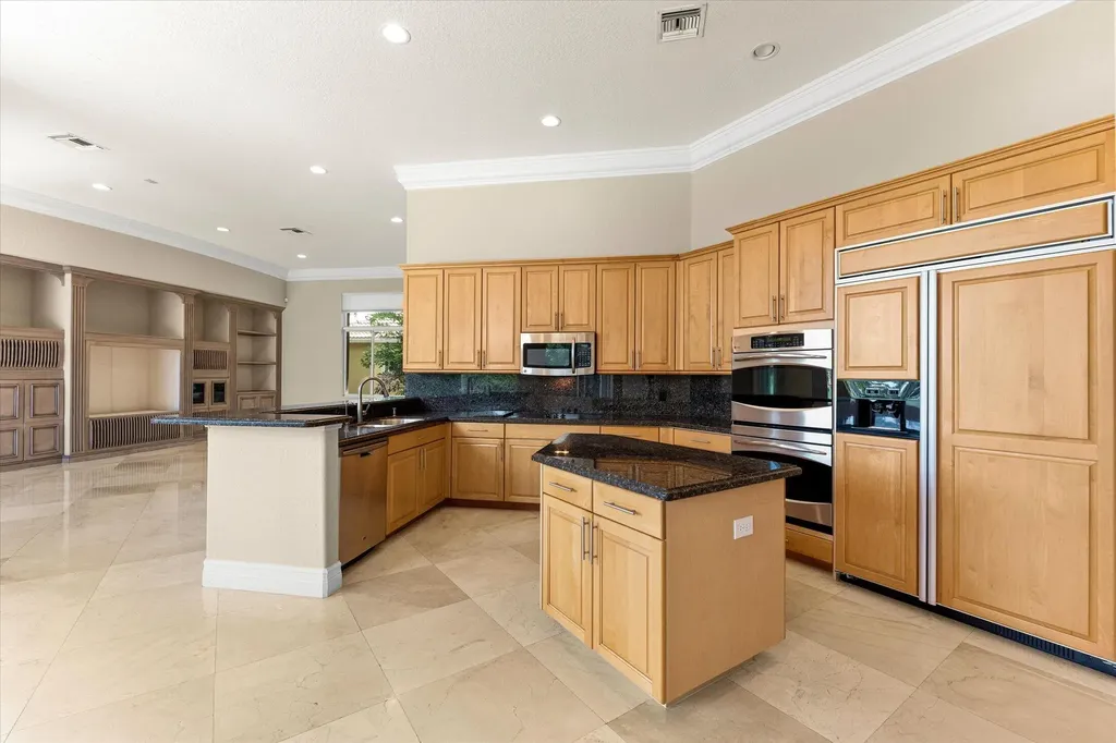 2579 Mayfair Lane Weston FL 33327