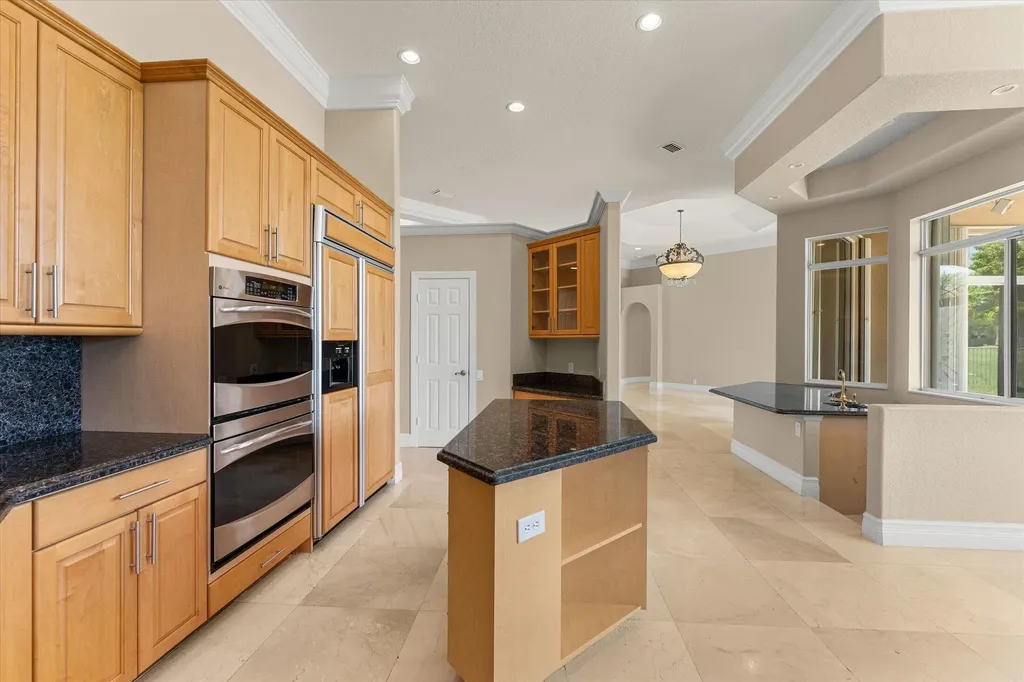 2579 Mayfair Lane Weston FL 33327