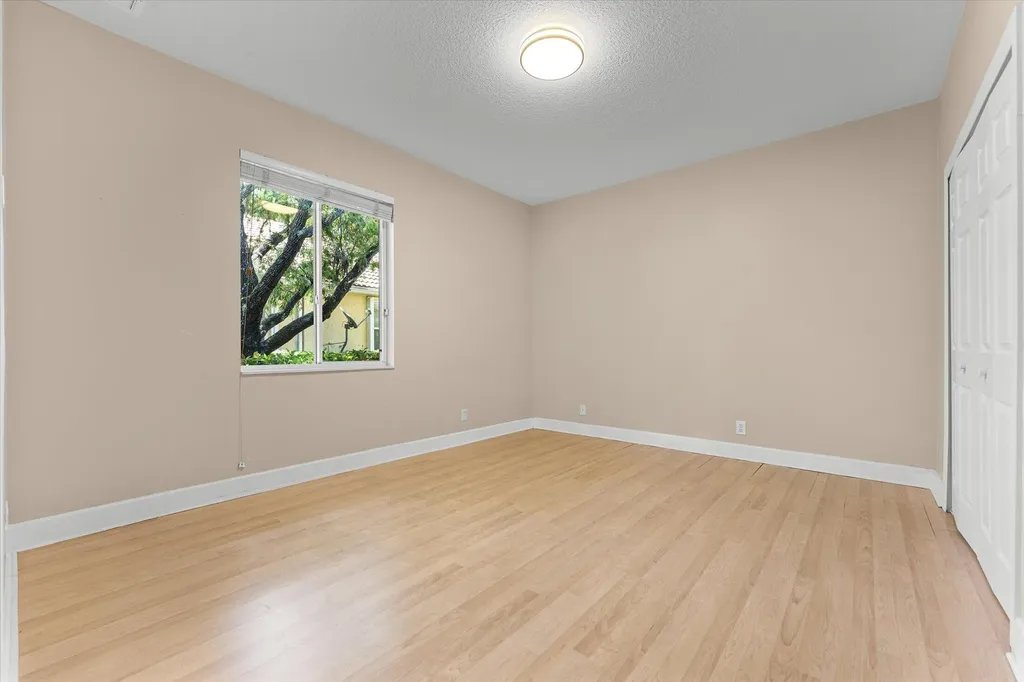 2579 Mayfair Lane Weston FL 33327