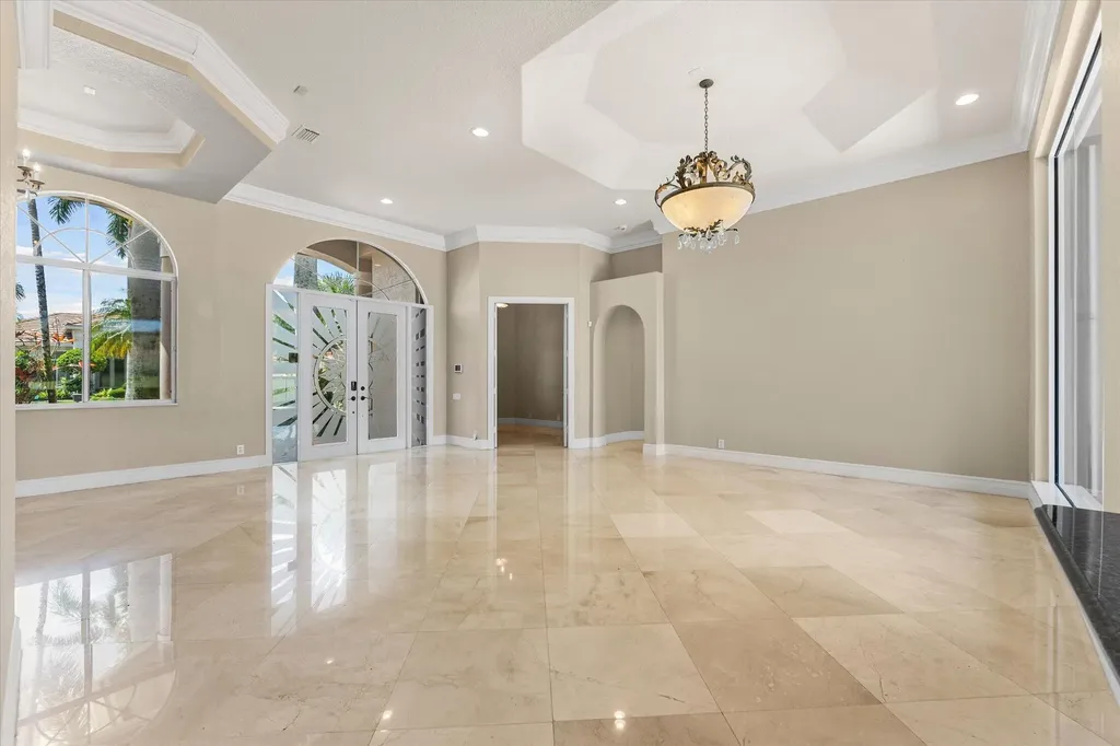 2579 Mayfair Lane Weston FL 33327