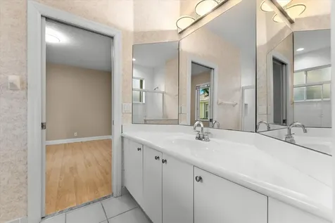 2579 Mayfair Lane Weston FL 33327