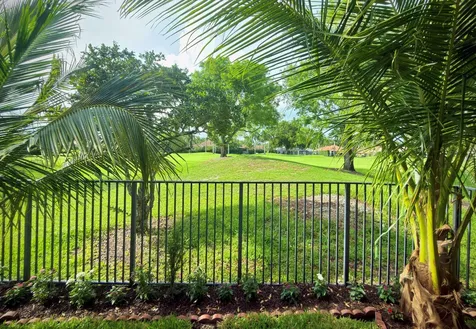 2579 Mayfair Lane Weston FL 33327
