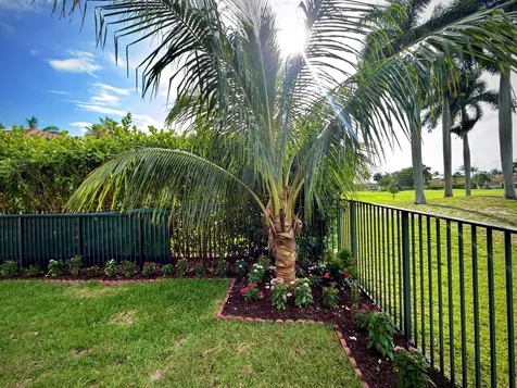 2579 Mayfair Lane Weston FL 33327