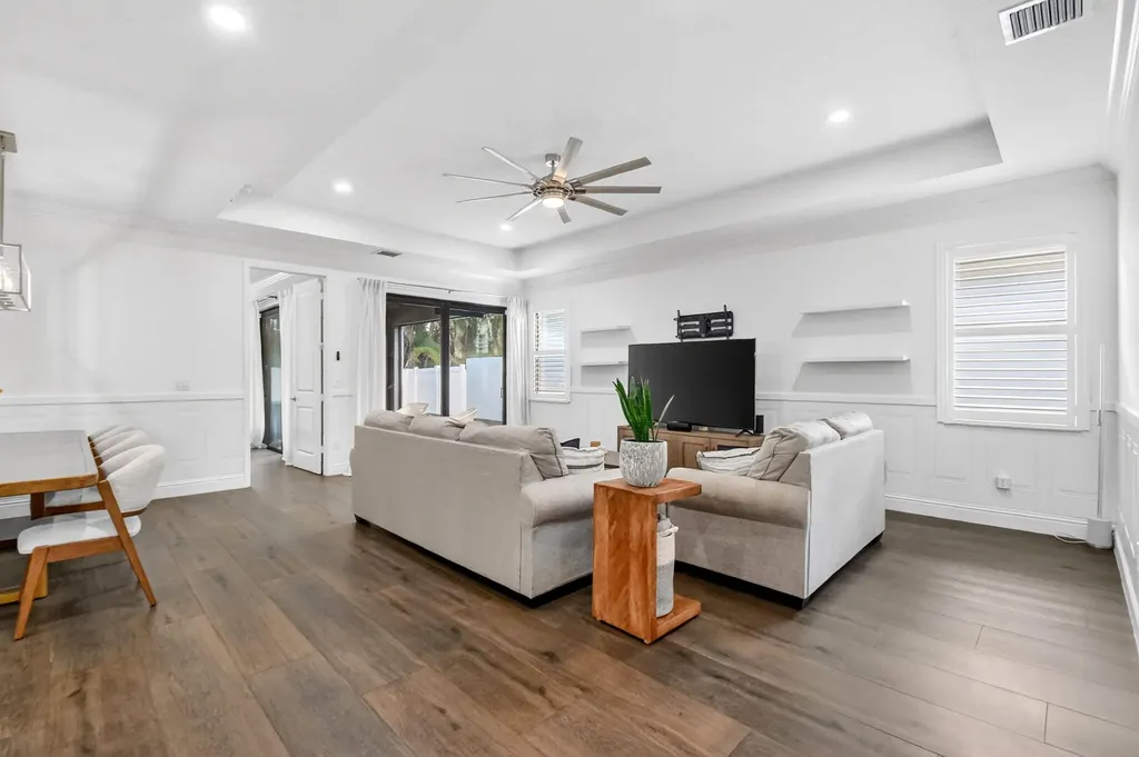 7527 Moonrise Drive Lake Worth FL 33467