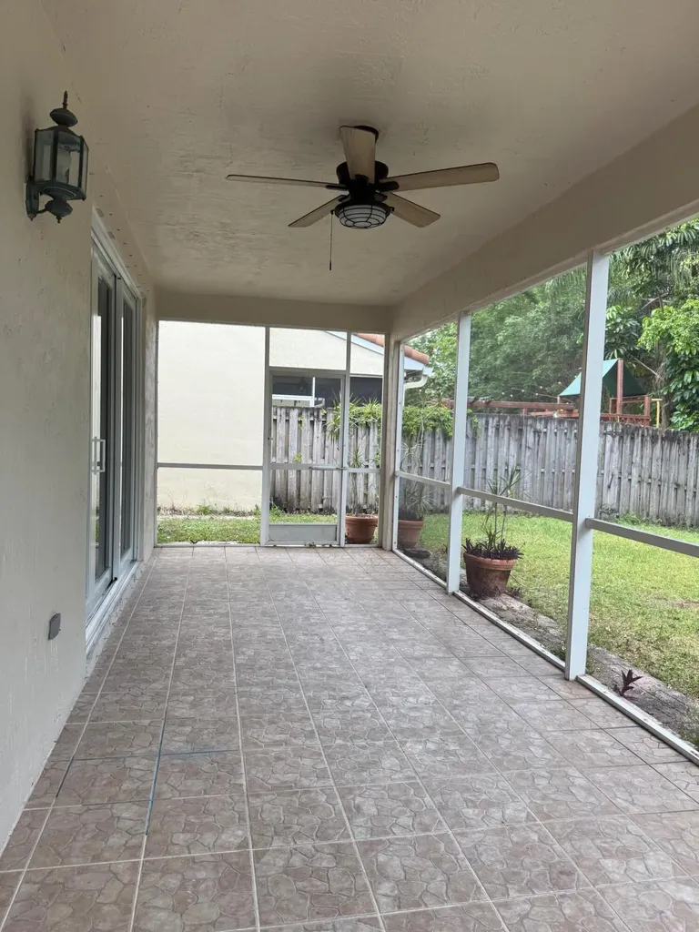 15258 SW 51st Street SW Davie FL 33331