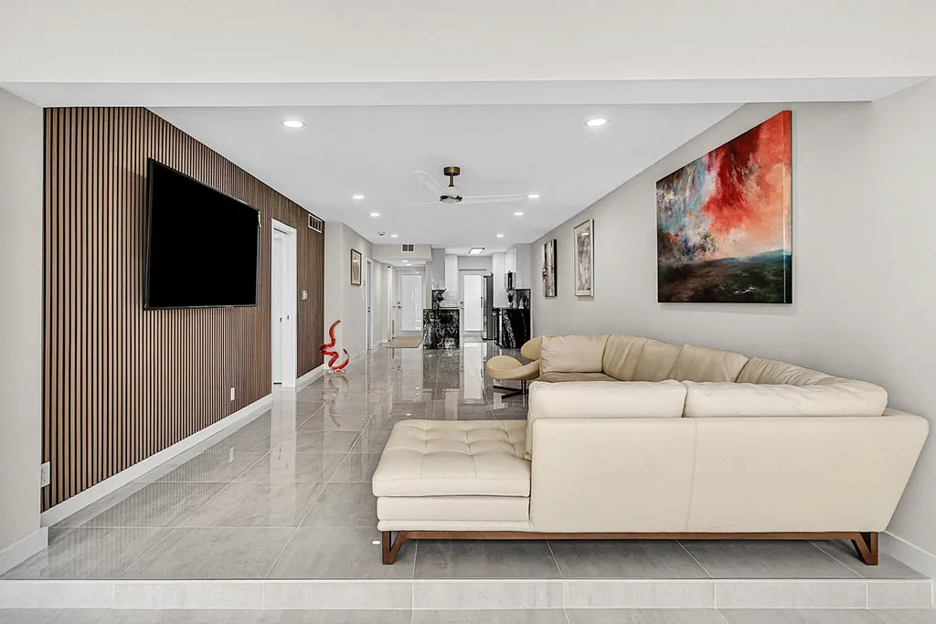 3351 Spanish Trail Delray Beach FL 33483