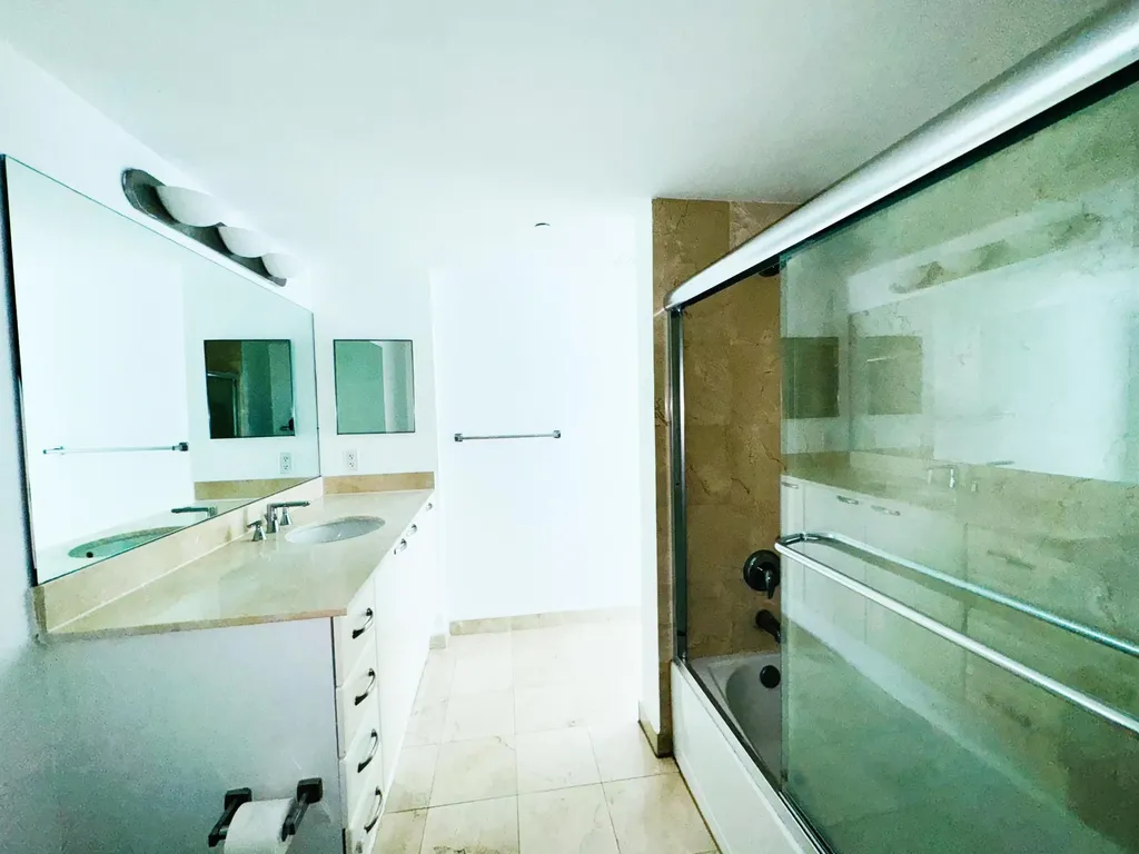 2101 Brickell Avenue Miami FL 33129