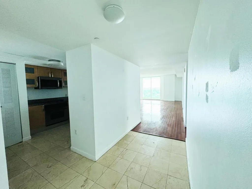2101 Brickell Avenue Miami FL 33129