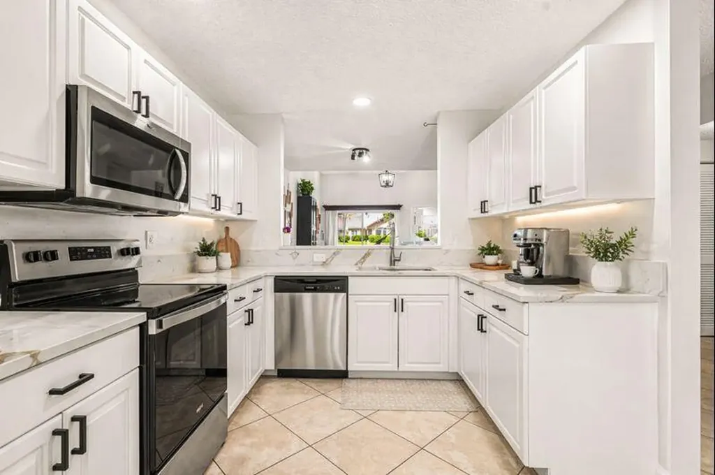 7375 NW 61st Terrace Parkland FL 33067