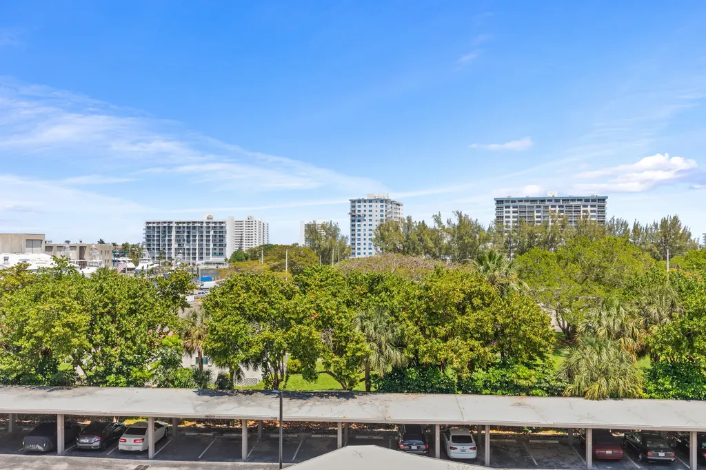 2731 NE 14th Street Causeway Pompano Beach FL 33062