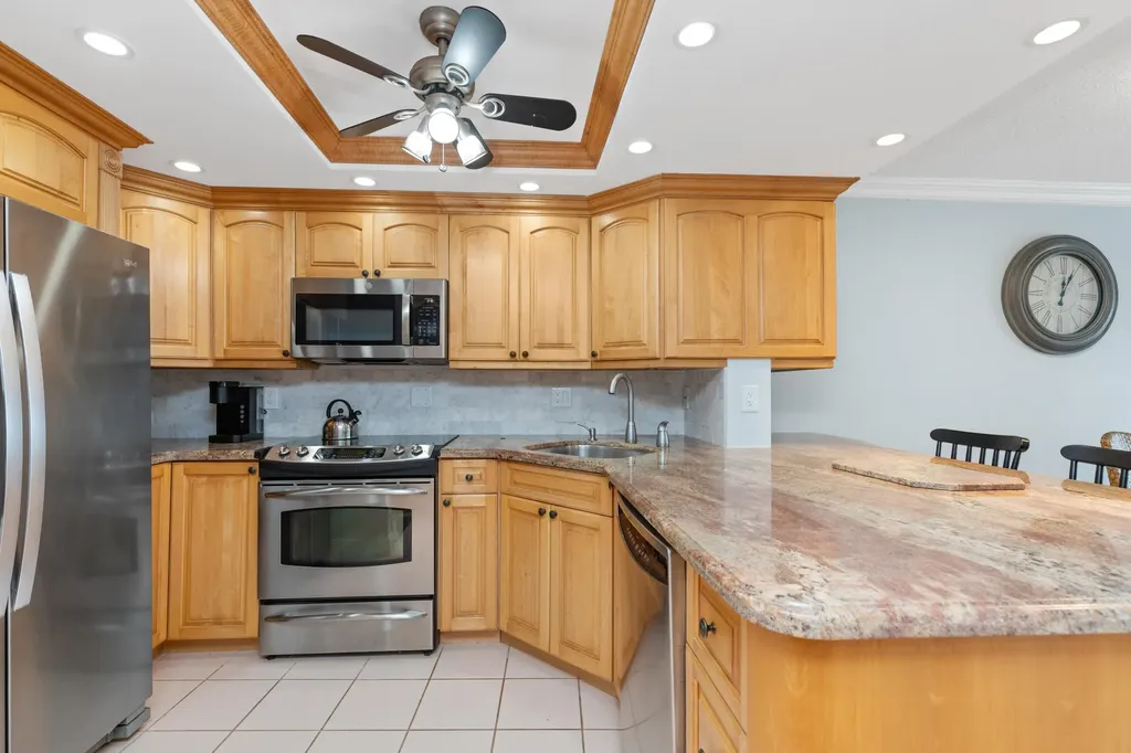 2731 NE 14th Street Causeway Pompano Beach FL 33062