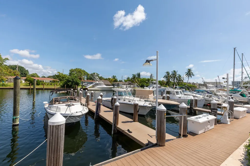 2731 NE 14th Street Causeway Pompano Beach FL 33062